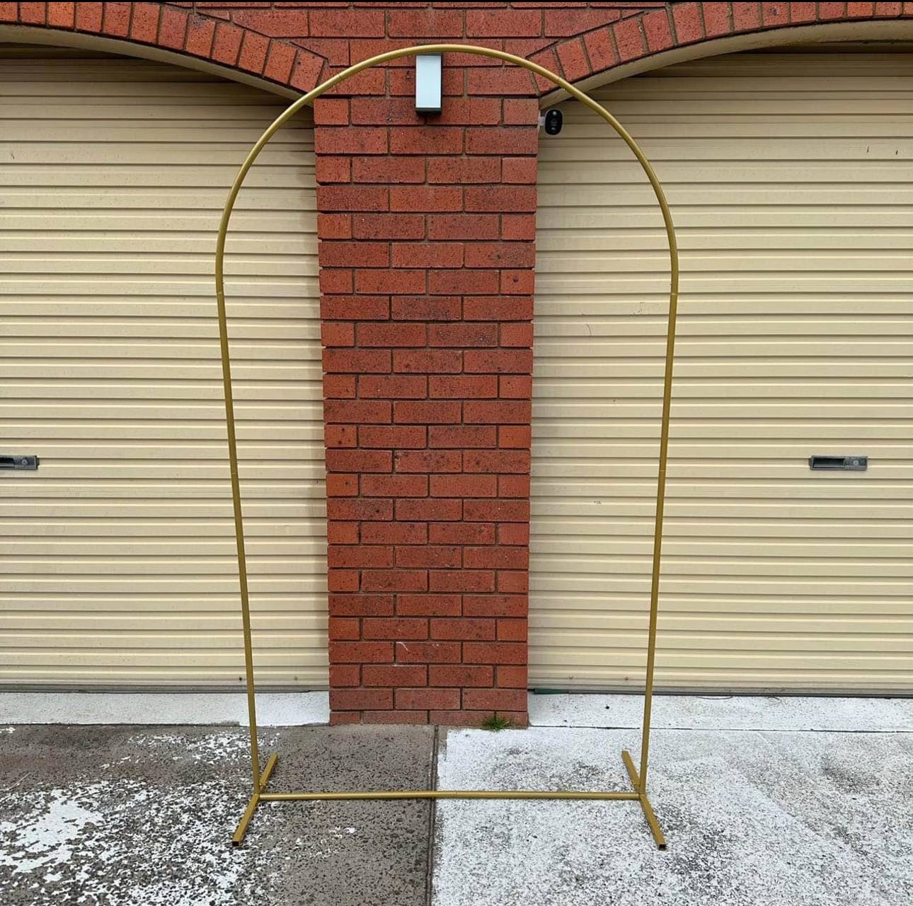 2m*1m half round gold arch backdrops